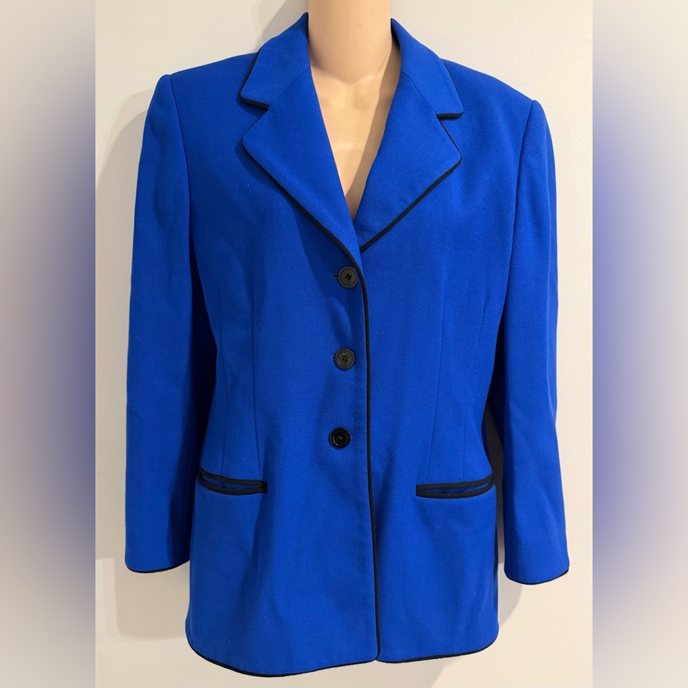 ESCADA By Margaretha Ley Italy Wool Blue w/Black Piping Jacket Blazer size 38